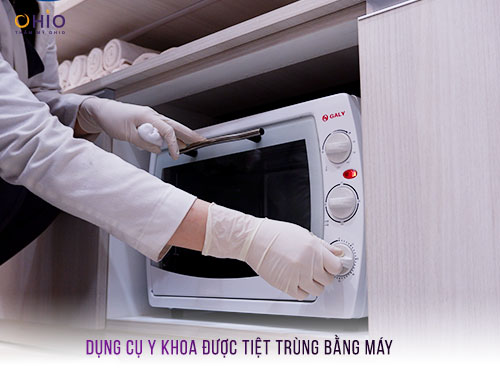 Đây là cách Thẩm mỹ OHIO chống dịch covid trong 2 năm qua - Phòng khám da liễu OHIO Ohio sát khuẩn dụng cụ y khoa
