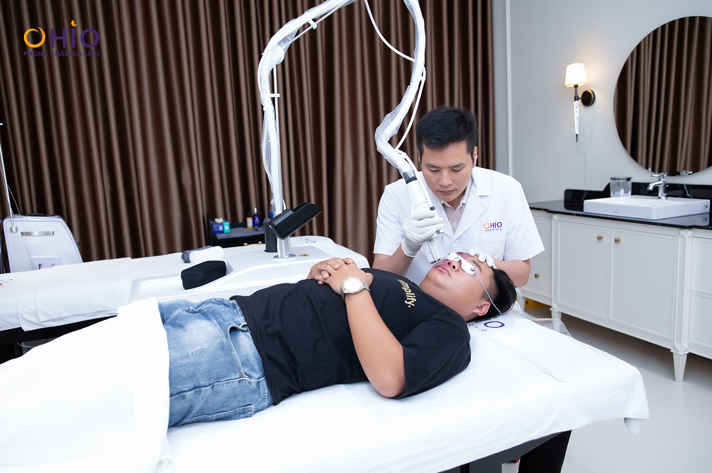 Tan nỗi âu lo chàm bớt với Tổ hợp công nghệ hiện đại tại Phòng khám OHIO - Phòng khám da liễu OHIO Tan nỗi âu lo chàm bớt với Tổ hợp công nghệ hiện đại tại Phòng khám OHIO