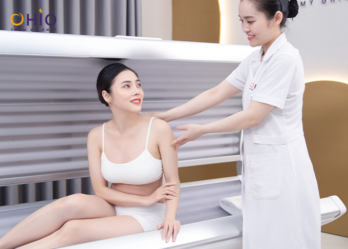 Bác sĩ da liễu nói gì về tắm trắng phi thuyền tại Thẩm mỹ OHIO?