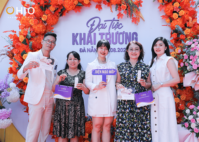 Đông đảo khách hàng tham dự sự kiện khai trương Thẩm mỹ OHIO chi nhánh Đà Nẵng