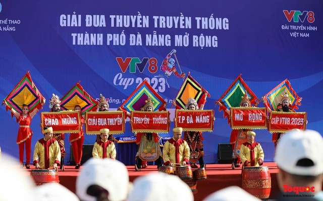 Sôi nổi Giải Đua thuyền truyền thống TP Ðà Nẵng mở rộng - Cup VTV8