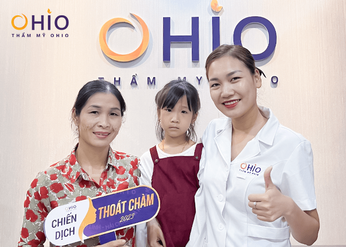 Con gái sạch bớt rượu vang, mẹ “vỡ òa” hạnh phúc - Phòng khám da liễu OHIO Con gái sạch bớt rượu vang, mẹ “vỡ òa” hạnh phúc