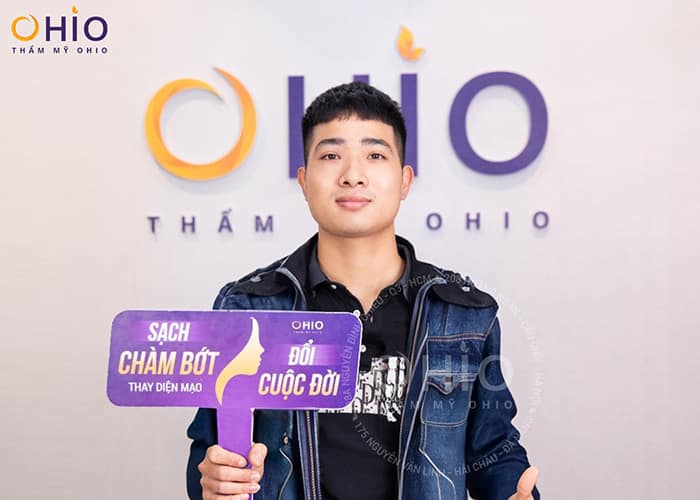 Anh Hoàng Văn Cam: “Sạch chàm giúp tôi có cuộc sống hạnh phúc hơn bên gia đình” - Phòng khám da liễu OHIO Anh Hoàng Văn Cam: “Sạch chàm giúp tôi có cuộc sống hạnh phúc hơn bên gia đình”