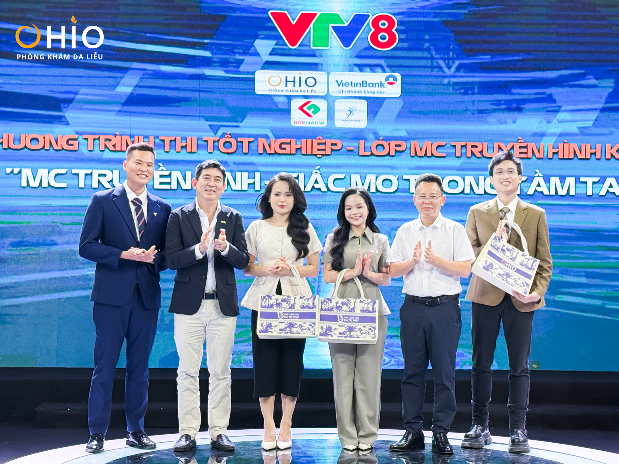 Da liễu OHIO đồng hành cùng VTV8 trong chương trình “MC Truyền hình - Giấc mơ trong tầm tay” - Phòng khám da liễu OHIO Da liễu OHIO đồng hành cùng VTV8 trong chương trình “MC Truyền hình - Giấc mơ trong tầm tay”