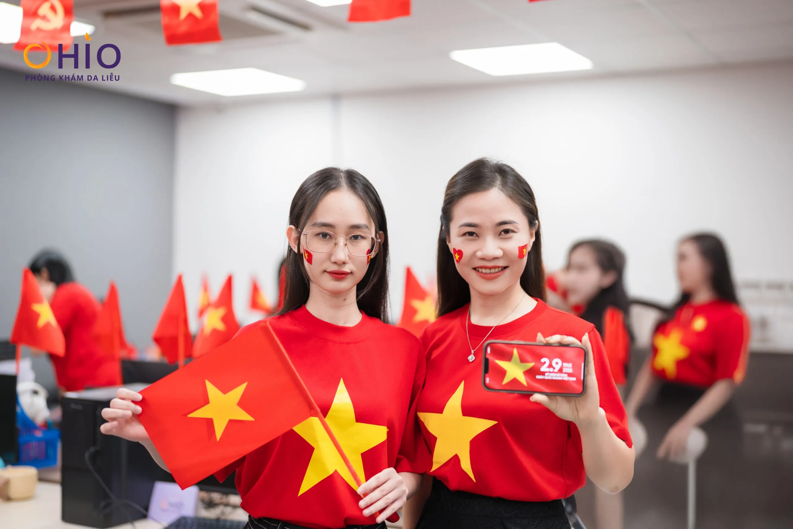 Hệ thống phòng khám OHIO tổ chức chiến dịch “Tự hào Việt Nam - Tự hào OHIOers” - Phòng khám da liễu OHIO Hệ thống phòng khám OHIO tổ chức chiến dịch “Tự hào Việt Nam - Tự hào OHIOers”