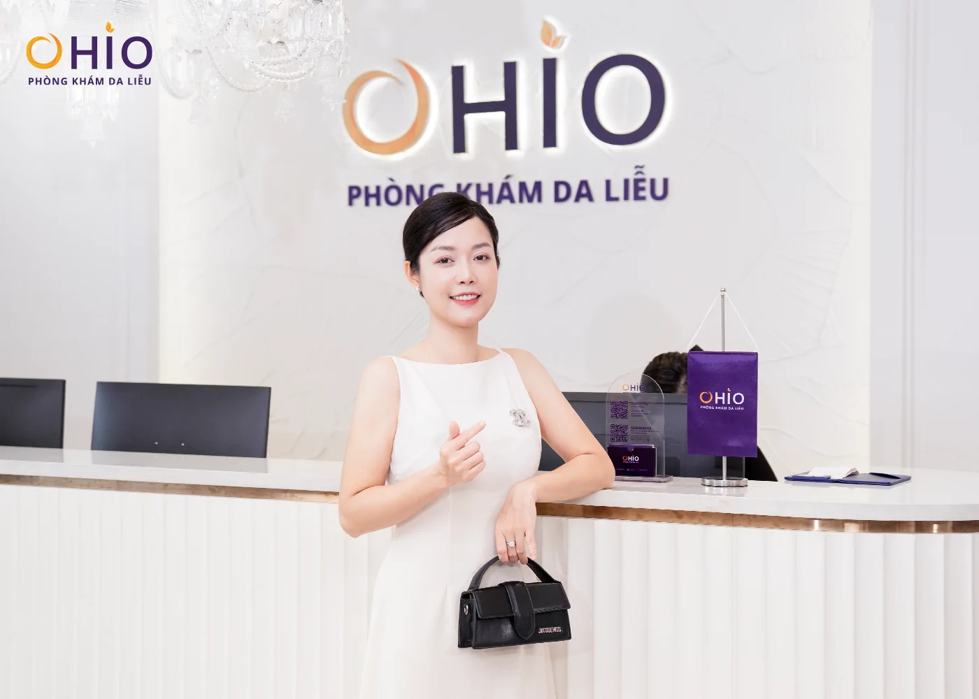 Trẻ hóa da và bài toán khó của phụ nữ thành đạt: Muốn trẻ đẹp nhưng không có nhiều thời gian - Phòng khám da liễu OHIO Chị Minh Anh sau khi làm trẻ hóa