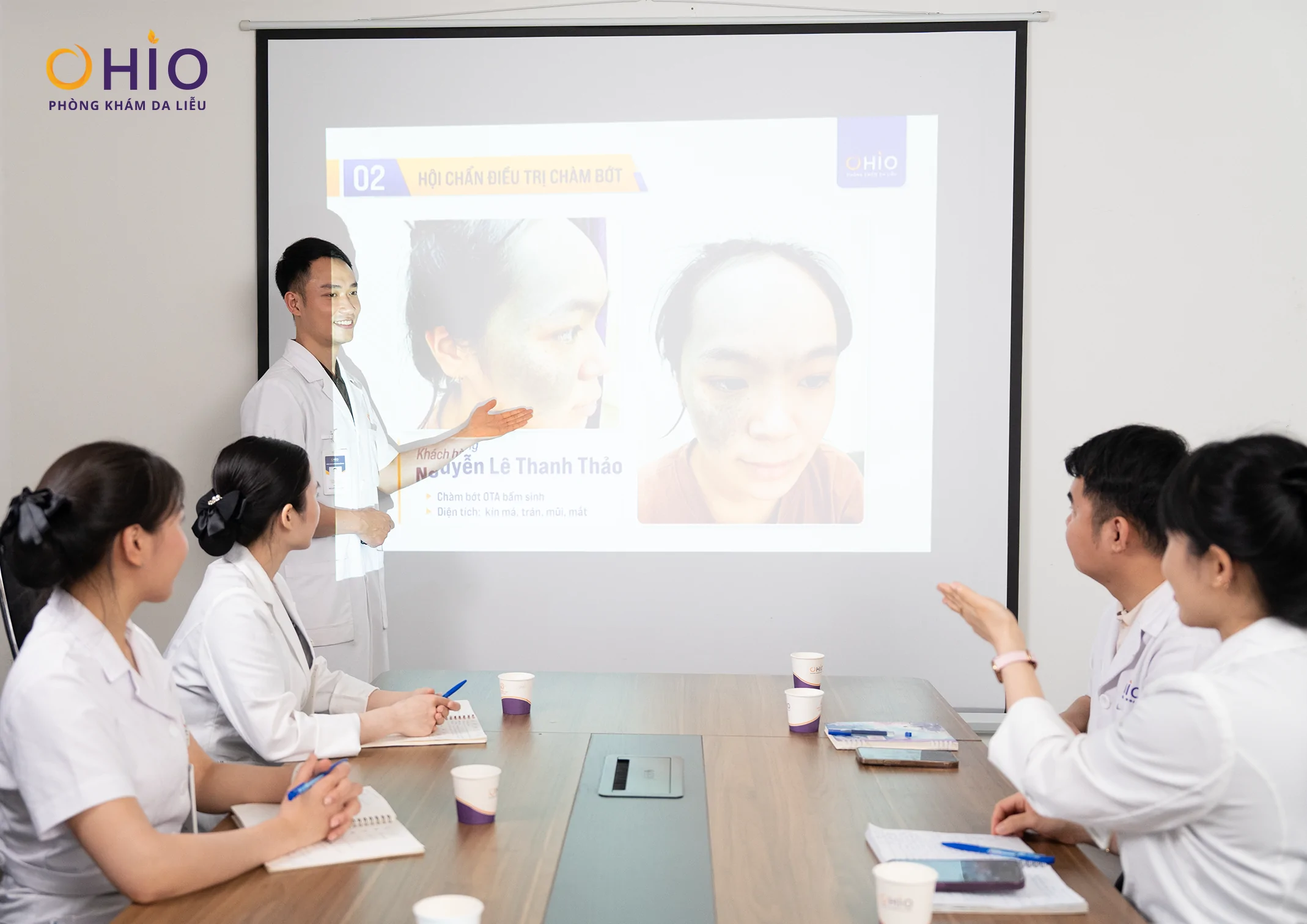 Hội chẩn chuyên môn trong điều trị chàm bớt tại phòng khám OHIO - Phòng khám da liễu OHIO Hội chẩn chuyên môn trong điều trị chàm bớt tại phòng khám OHIO